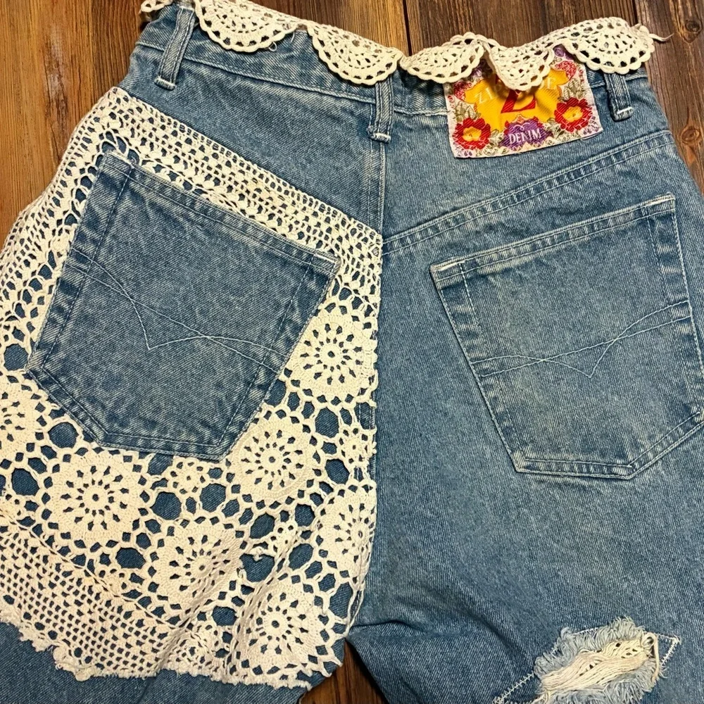 Vintage 90s Zip Code High Waist Lace Patchwork Jeans Size 9/10 Boho Chic - Picture 16 of 16